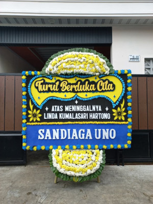 Papan Bunga Duka di Motoboi Besar